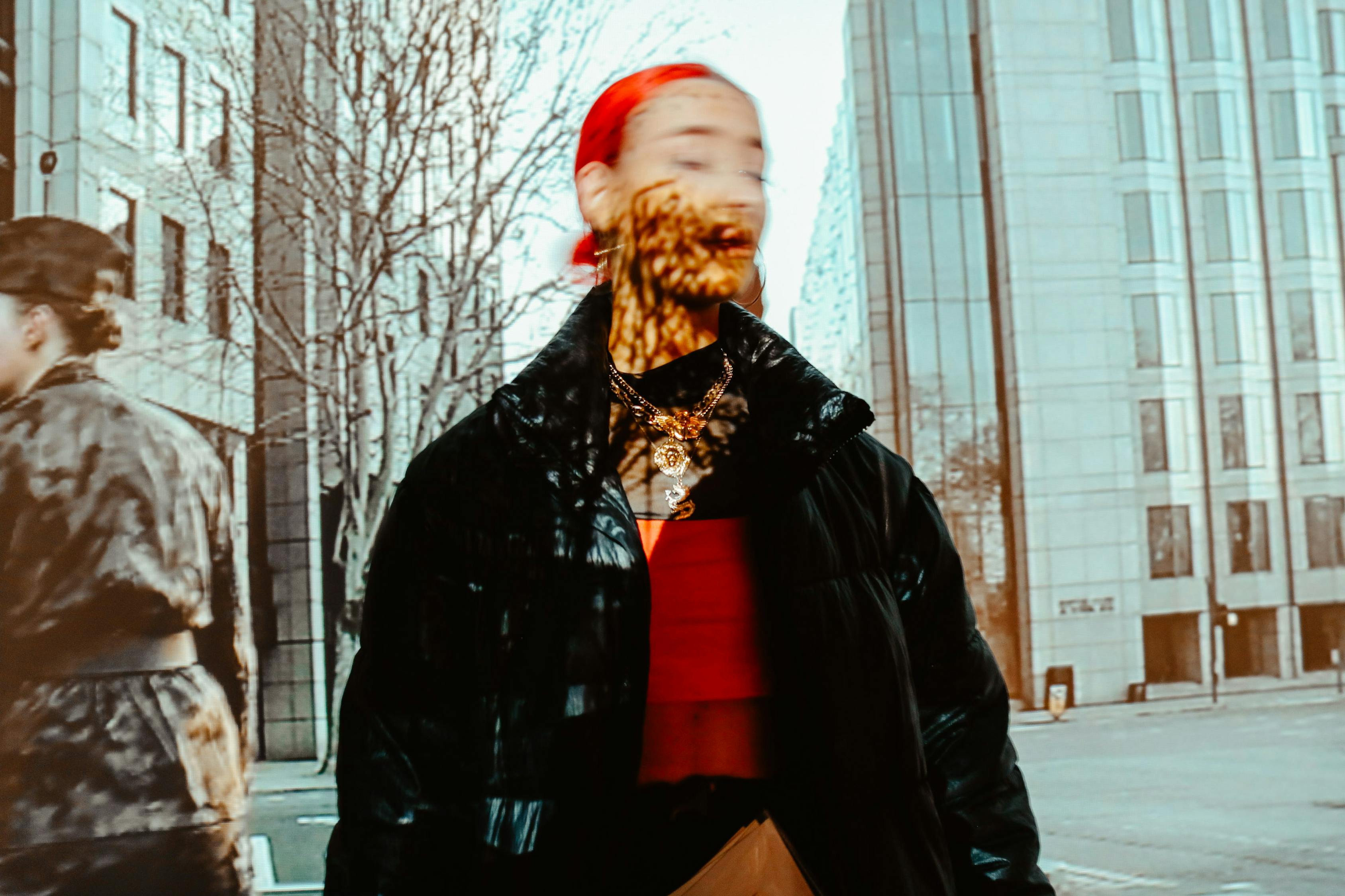 《摆渡人》影视解说:电影剧情解析,角色分析,情感深度探讨 《摆渡人》影视解说:电影剧情解析,角色分析,情感深度探讨