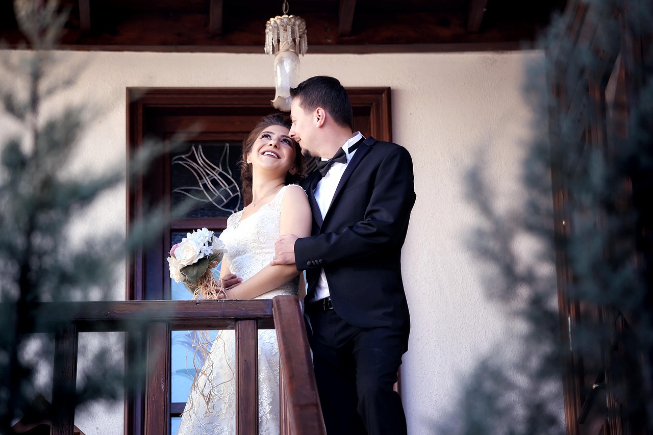 《恋爱之瘾》影视解说, 剧情解析与角色分析,如何避免情感陷阱? 《恋爱之瘾》影视解说, 剧情解析与角色分析,如何避免情感陷阱?