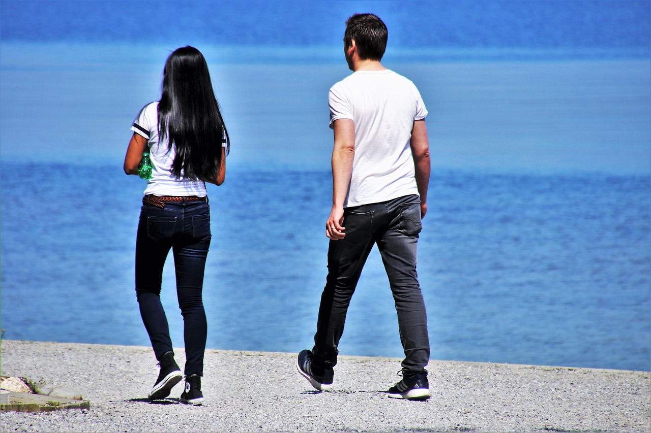 《南极之恋》影视解说，情感深度解析与幕后故事