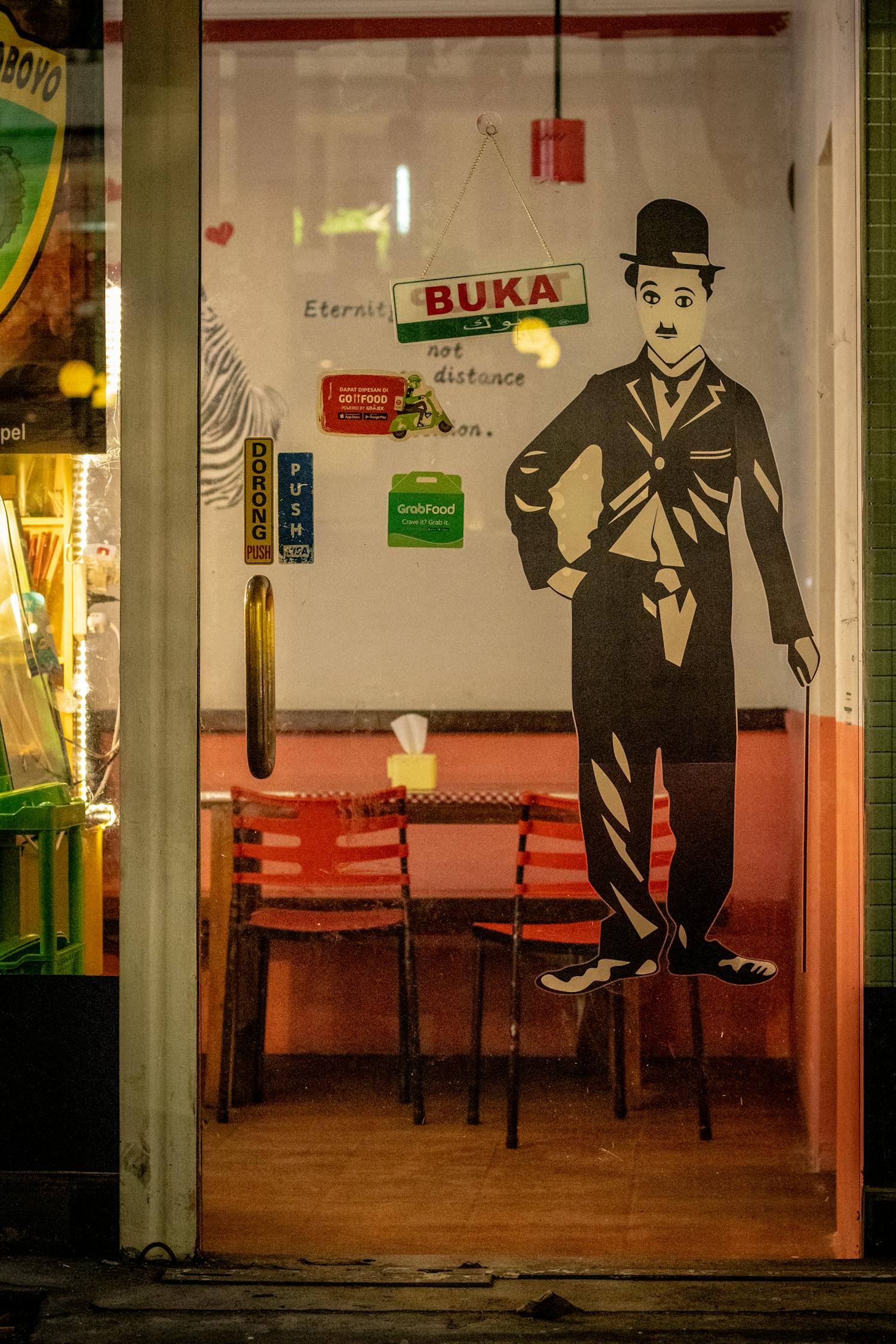 《重生之门》影视解说：剧情解析与角色深度探讨