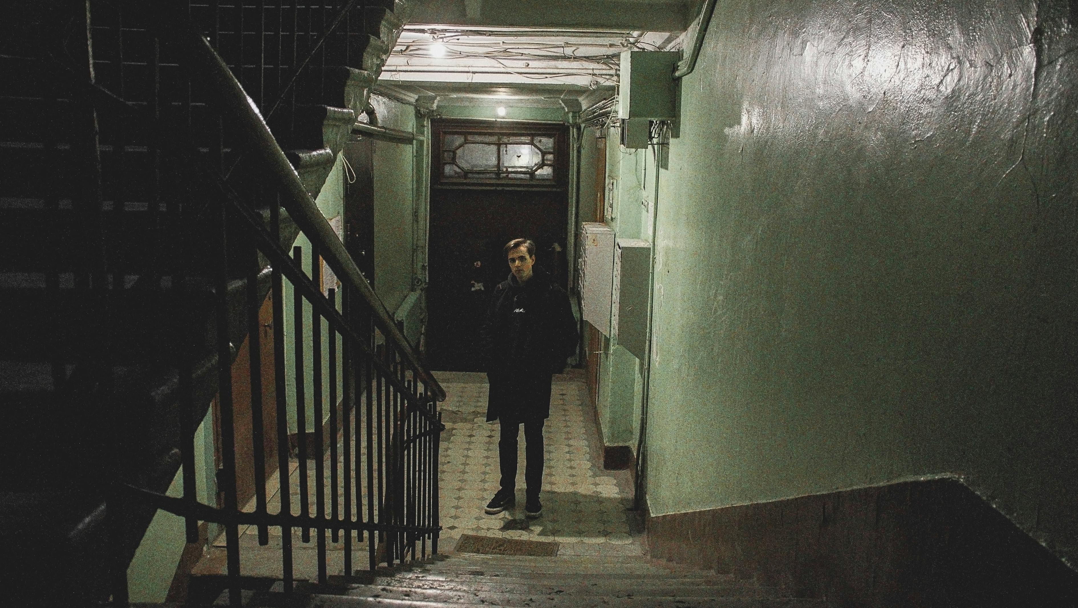 《潜伏者》影视解说:剧情解析,角色分析,幕后花絮揭秘 《潜伏者》影视解说:剧情解析,角色分析,幕后花絮揭秘